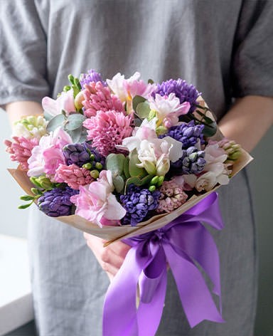 Бесплатная доставка цветов в Лазаревском